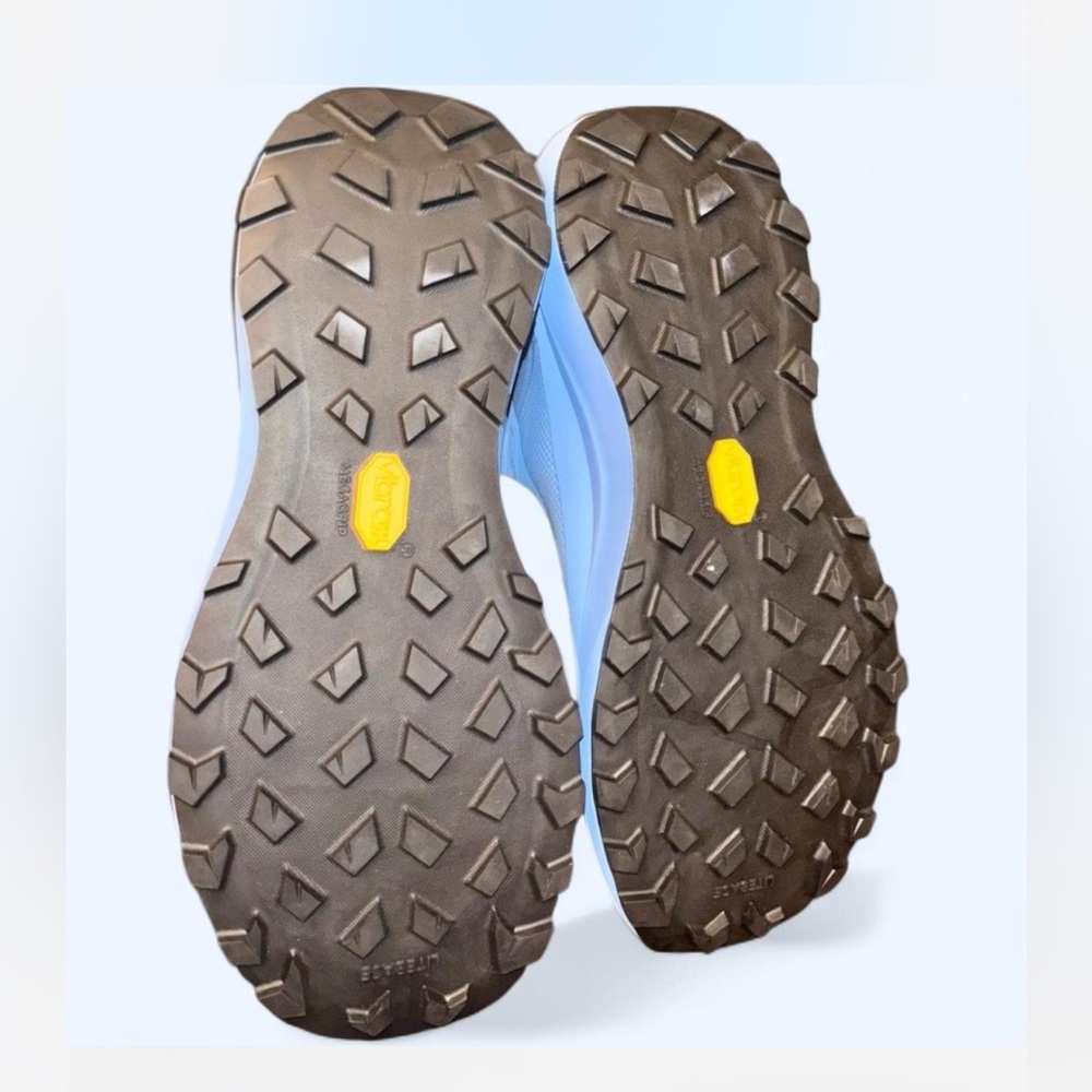 Arc'teryx Women's Norvan Vibrant Blue Athletic Shoes - Picture 5 of 16